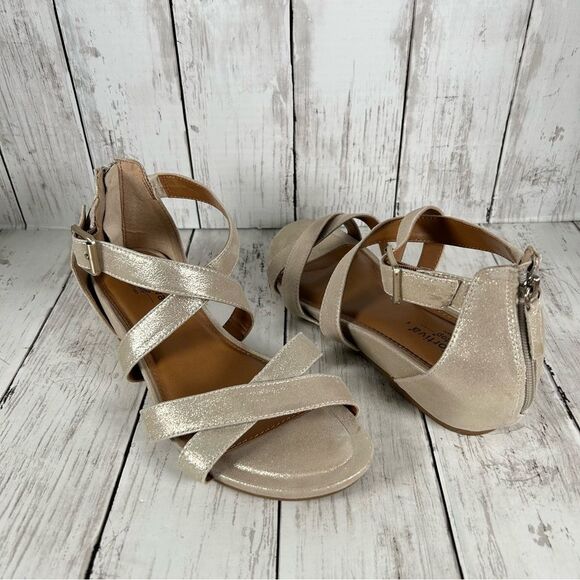 Comfortiva Melody Memory Foam Muted Gold Dusted Leather Zipper Strap Sandals 9.5 - Picture 2 of 8